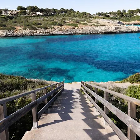 Hotel Flipflop Cala Mandia