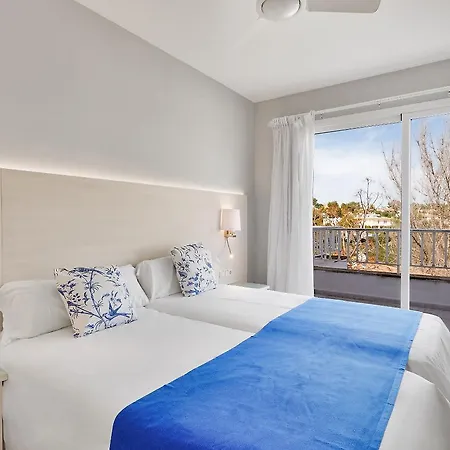 Hotel Flipflop Cala Mandia